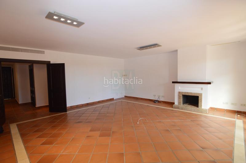 Foto 765ac4ff-e90b-4f90-a65c-d19904e35954. Casa a schiera con piscina in Sotogrande alto Sotogrande