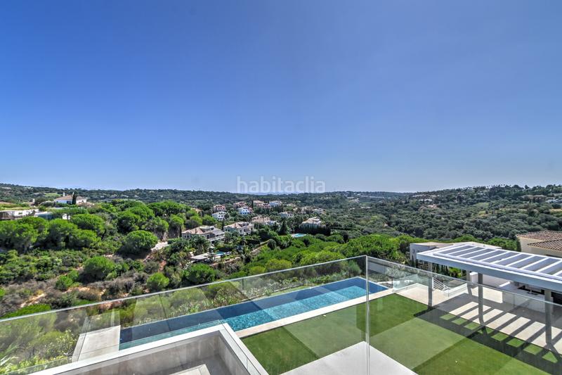 Foto fa1fc33f-869a-467f-8ced-19dac03c62f5. Casa con parcheggio piscina in Sotogrande alto Sotogrande