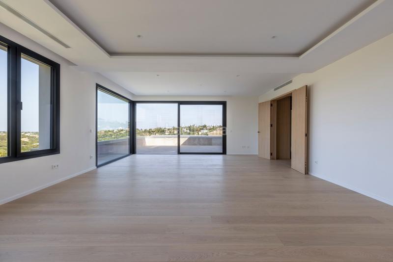 Foto 7f8489df-b23a-4bf4-a8f1-572e933d213f. House with parking pool in Sotogrande alto Sotogrande