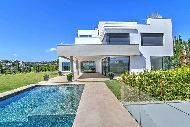 Foto 5438cc63-e22b-4a5e-aa78-b9024c98d71b. Maison avec parking piscine dans Sotogrande alto Sotogrande