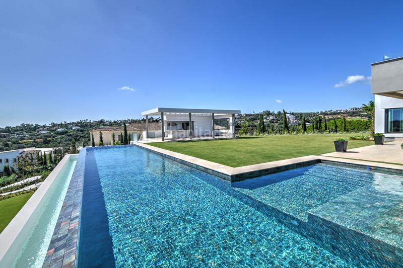 Foto a591794b-9526-410a-9f31-679f452a2c9c. Maison avec parking piscine dans Sotogrande alto Sotogrande