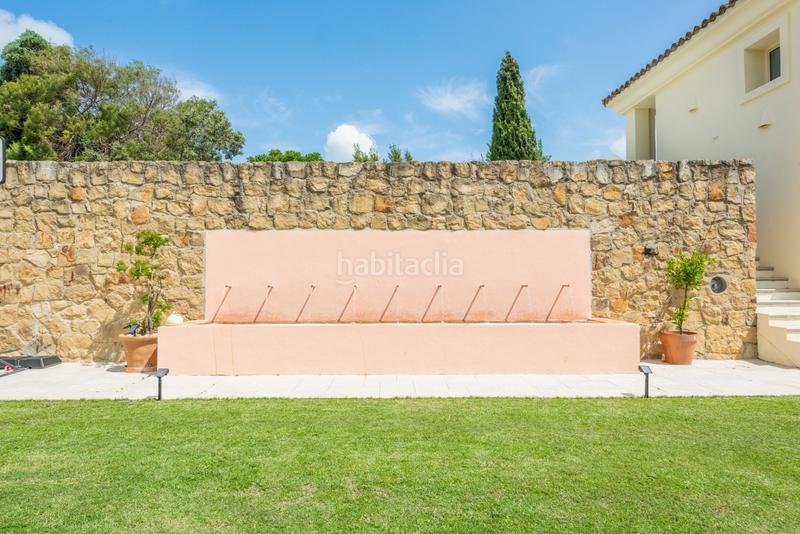 Foto 0a91f0fb-f70e-4bea-9514-e8e478d9d4ae. Casa con parcheggio piscina in Sotogrande alto Sotogrande
