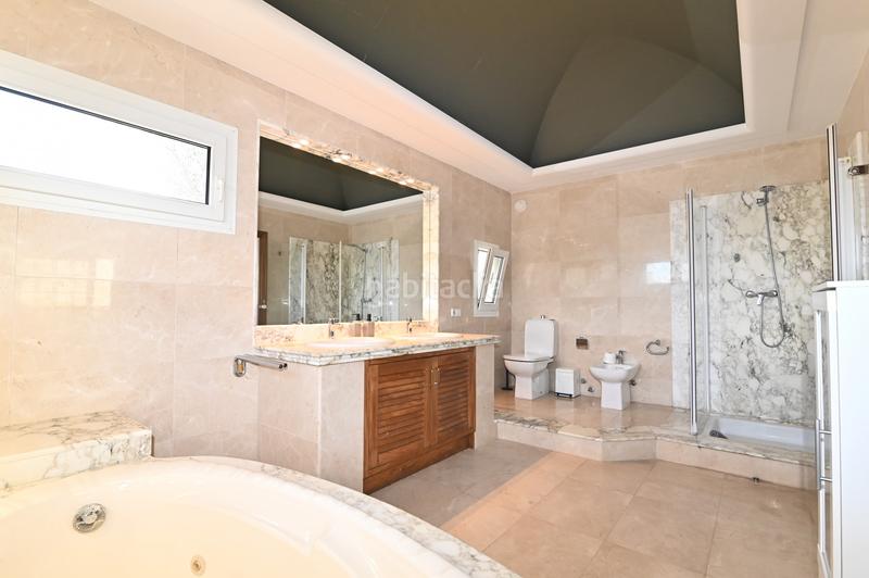 Foto 61a9e46c-b2fe-4395-9197-bb205b017107. Casa estupenda villa con piscina y licencia turistica entre Jesús y cap martinet en Santa Eulària