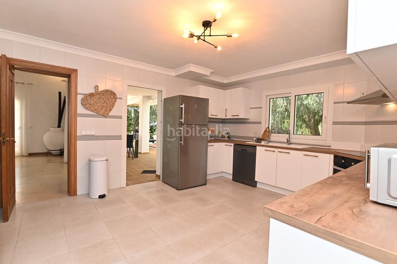 Foto 9547f74d-8642-4477-97de-cf23ca295f78. Casa estupenda villa con piscina y licencia turistica entre Jesús y cap martinet en Santa Eulària