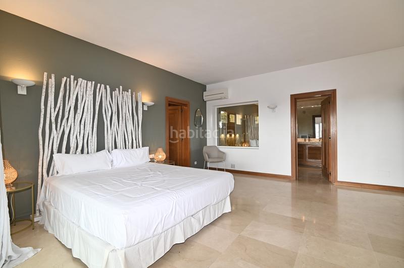 Foto f7b9c3e6-83a9-462b-beda-dc43fa2ce0b9. Casa estupenda villa con piscina y licencia turistica entre Jesús y cap martinet en Santa Eulària