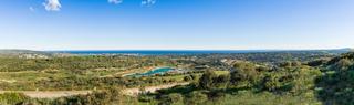 Terreny residencial a Sotogrande Alto. Oportunidad única para comprar un parcela elevada exclusiva en l