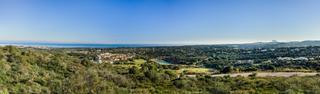 Terreny residencial a Sotogrande Alto. Oportunidad única para comprar un parcela elevada exclusiva en l