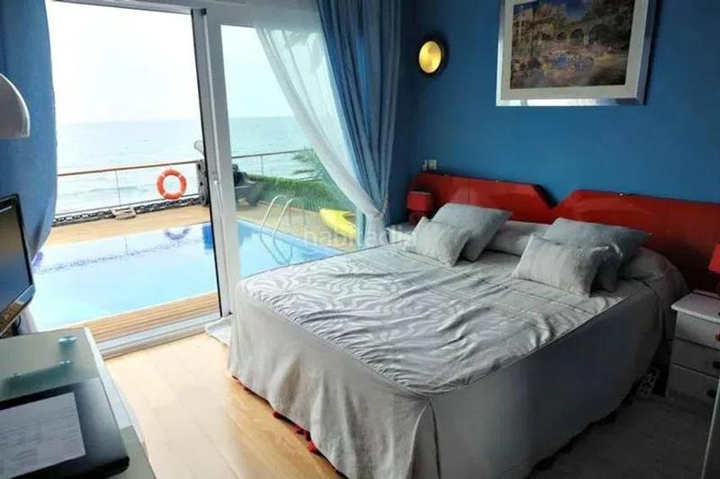 Foto 32a0590a-76e7-4463-950c-b9c9c96ec774. Casa exquisite villa frente a la playa en el chaparral, costa en Mijas