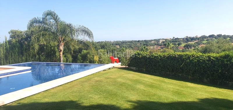 Foto 782838a0-e406-4fd8-b669-e9bc40a805bc. Casa con parcheggio piscina in Sotogrande alto Sotogrande