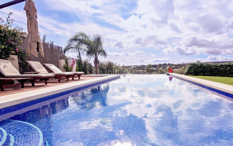 Foto c932e43c-1a94-45a7-b6b8-f2a272c9a443. Casa con parcheggio piscina in Sotogrande alto Sotogrande