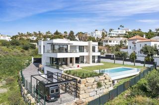 Casa a La Alquería. Villa en la alqueria, benahavis