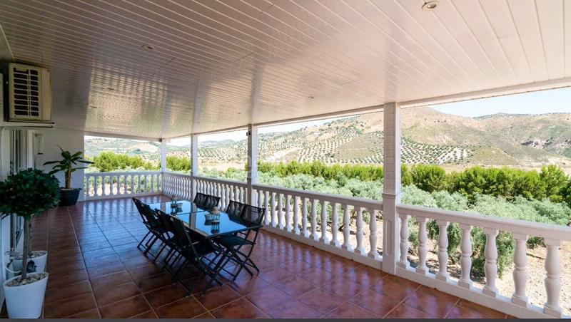 Foto 72f35afb-daff-4993-ad9f-df11de36bbfb. Mas avec parking piscine dans Iznájar