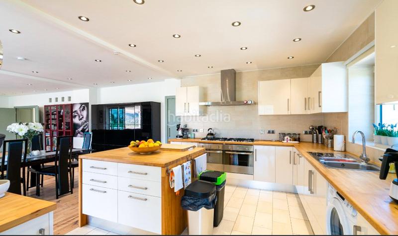 Foto eb6b2c10-d872-4187-950c-220675fb0e8e. Mas avec parking piscine dans Iznájar