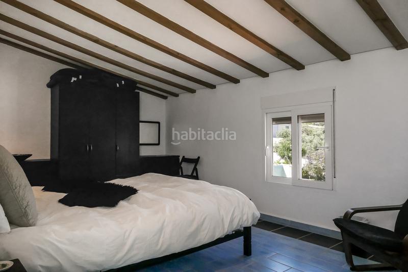 Foto 823d5799-64bc-4ec8-9185-d8adefd9350c. Casa bifamiliare con parcheggio piscina in Iznájar