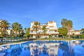 Apartament a Sotogrande Alto. En venta super luxury 3 bedroom apartment, con impresionantes vi