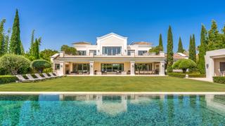 Casa a Sotogrande Alto. Villa de lujo excepcional de 6 dormitorios en sotogrande alto