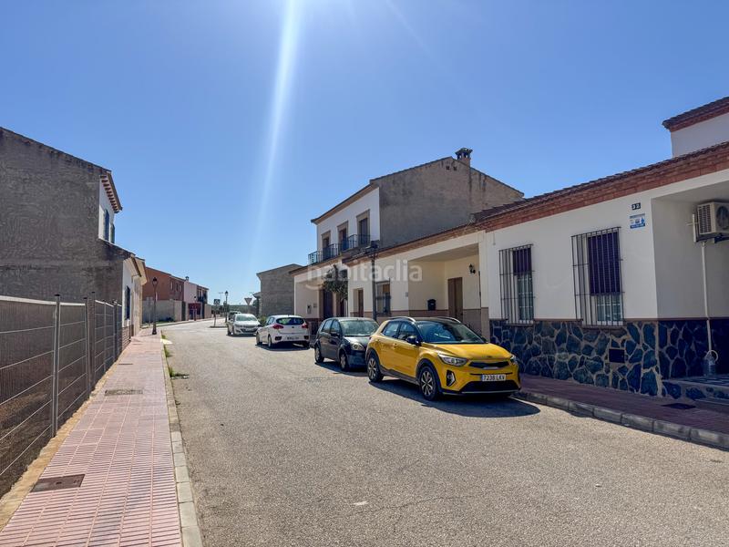 Foto 1b0e7d22-c1b2-4c64-834f-0b44304a2a8b. Casa adosada 4 dormitorios casa con gran terraza privada en Humilladero