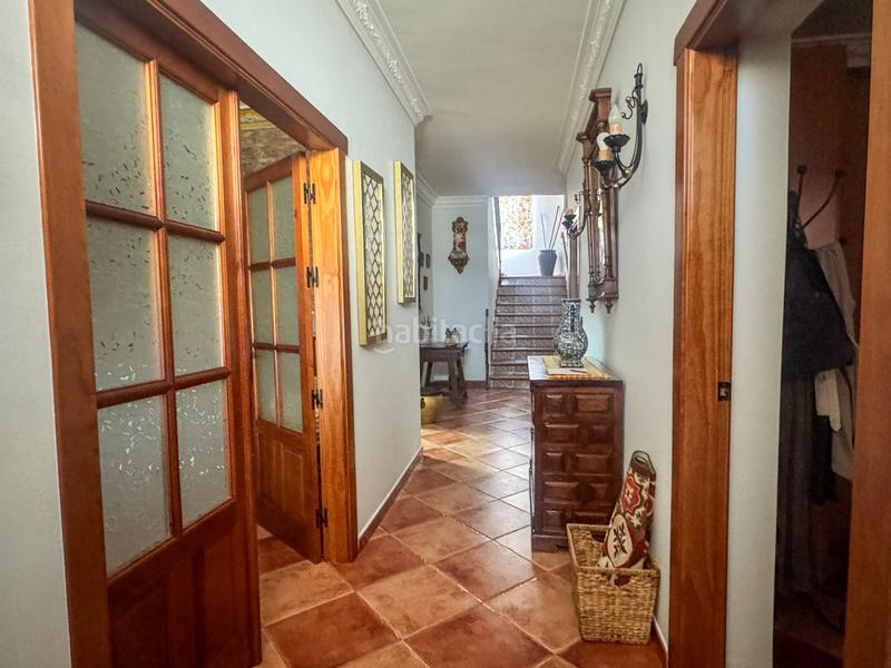 Foto 247145dc-7fd6-4a02-919d-454418579ce0. Casa adosada 4 dormitorios casa con gran terraza privada en Humilladero