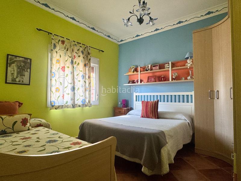 Foto 7fb4c6a0-b776-446f-ba15-614c4b549d80. Casa adosada 4 dormitorios casa con gran terraza privada en Humilladero