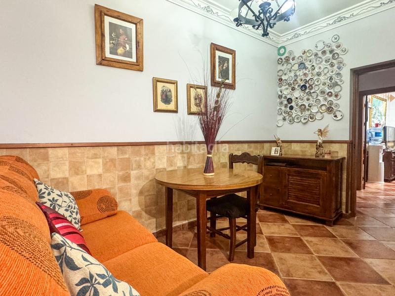Foto d2f93b05-4fd4-4f5f-85e9-c53d907e21a6. Casa adosada 4 dormitorios casa con gran terraza privada en Humilladero