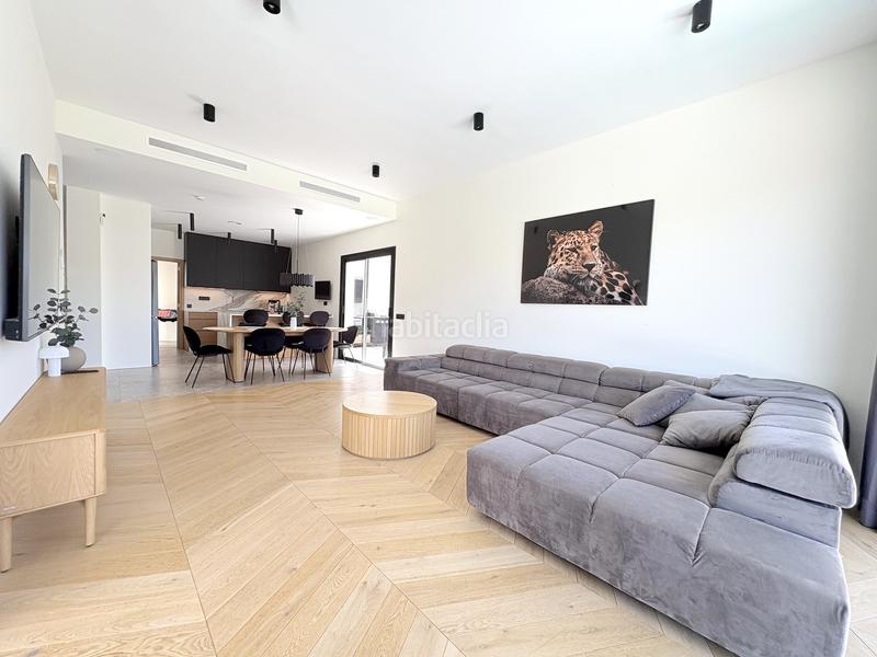 Foto 988fb3fa-3968-4c85-891c-eac05f7dffd0. Casa amb aparcament piscina a Benahavís pueblo Benahavís