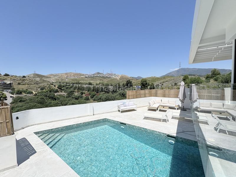 Foto cbf46991-5acb-49e3-927c-2d61d09dcd57. Casa amb aparcament piscina a Benahavís pueblo Benahavís