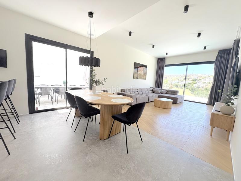 Foto e12a190b-5488-4731-b5ad-238a69e98de1. Casa amb aparcament piscina a Benahavís pueblo Benahavís