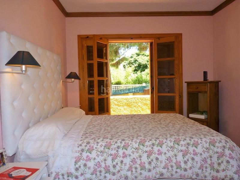 Foto 4f190e12-057a-4837-a463-bd1693b8e341. Chalet con riscaldamento parcheggio piscina in Roquetas pueblo Roquetas de Mar