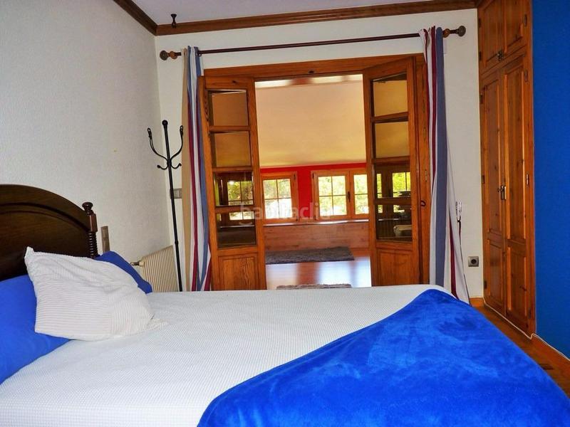 Foto 5bf2c90f-f181-4abb-8b53-86e0805c8ce5. Chalet con riscaldamento parcheggio piscina in Roquetas pueblo Roquetas de Mar