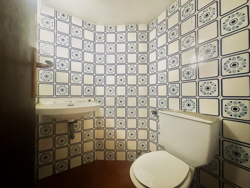 Foto f0c6479b-4481-42fc-9e72-7be31b96fae4. Local comercial a Torrecilla - La Cañada Marbella