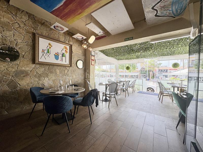 Foto 0ee3ab61-b3d5-4b07-bbef-a31a1c4a76f1. Local comercial exclusividad! turnkey, restaurante operativo con éxito para transferir en prime location la cala boulevard en Mijas