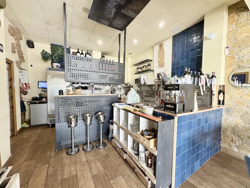 Foto 78977ed8-810f-4365-8d3a-bac98e9906c0. Local comercial exclusividad! turnkey, restaurante operativo con éxito para transferir en prime location la cala boulevard en Mijas