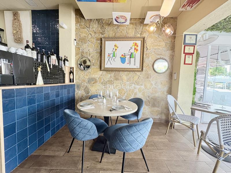 Foto 9a646041-75d0-4bd9-8f63-4b6c39b0dc45. Local comercial exclusividad! turnkey, restaurante operativo con éxito para transferir en prime location la cala boulevard en Mijas