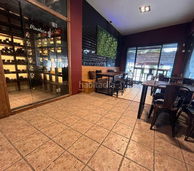 Foto ac347804-e434-4032-8b91-f330a30e51a0. Alquiler local comercial oportunidad única de traspaso!restaurante con encanto y estilo propio en Benalmádena