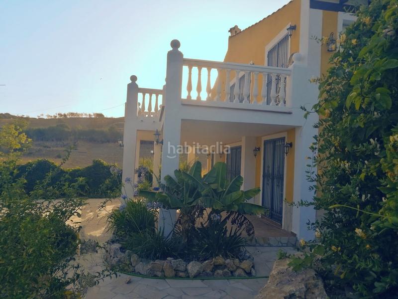 Foto 179200cc-1e7b-4d90-946d-0ae3919be405. Haus mit parking in Coín