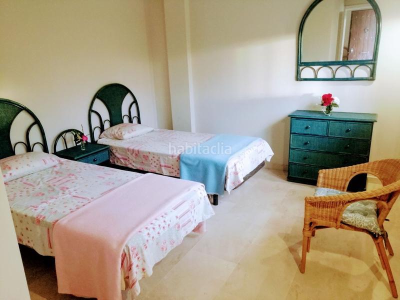 Foto 31d1608b-c5e9-4680-8e42-bc377bb7827f. Haus mit parking in Coín