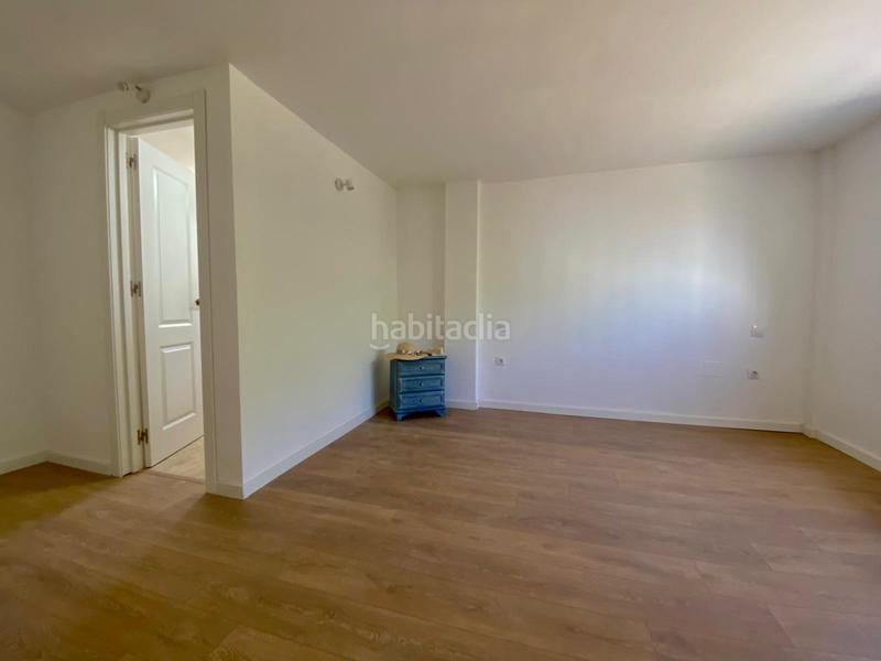 Foto 6186df12-8fb9-46cd-bb07-3d9751cc8f19. Haus mit parking in Coín