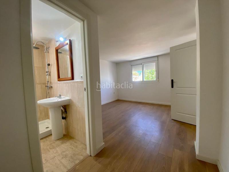 Foto c2ca2166-60e9-40df-be87-40621191e2e1. Haus mit parking in Coín