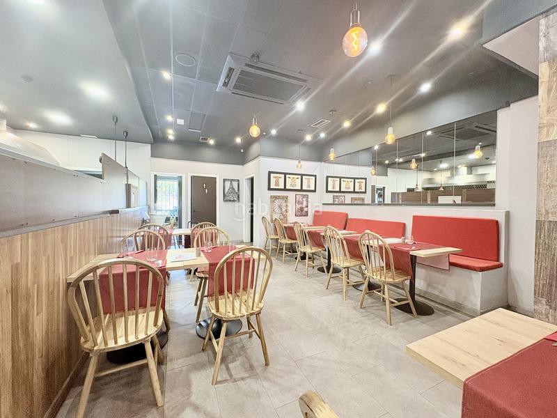 Foto 4076d4c4-0497-4af7-ae03-a7342c8bcfb3. Local comercial exclusividad! turnkey, restaurante operativo para transferencia primera ubicación en el corazón de la cala en Mijas