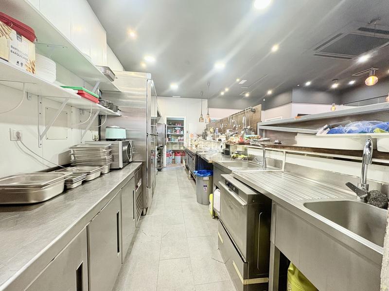 Foto 867257e7-974f-461c-9d7b-3dfa3dce5b54. Local comercial exclusividad! turnkey, restaurante operativo para transferencia primera ubicación en el corazón de la cala en Mijas