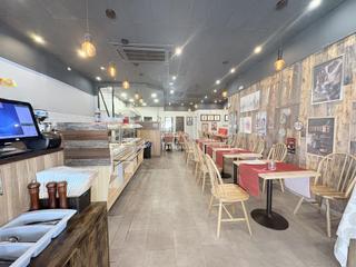 Lloguer Local Comercial a La Cala Mijas. Exclusividad! turnkey, restaurante operativo para transferencia