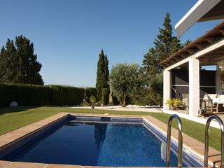 Maison à Coín. Exclusiva finca de lujo con dos casas reformadas y establos en c