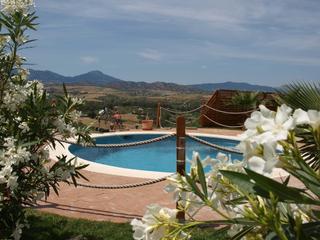 Casa a Coín. Finca de lujo con casa y establos en venta en coín, málaga, cost