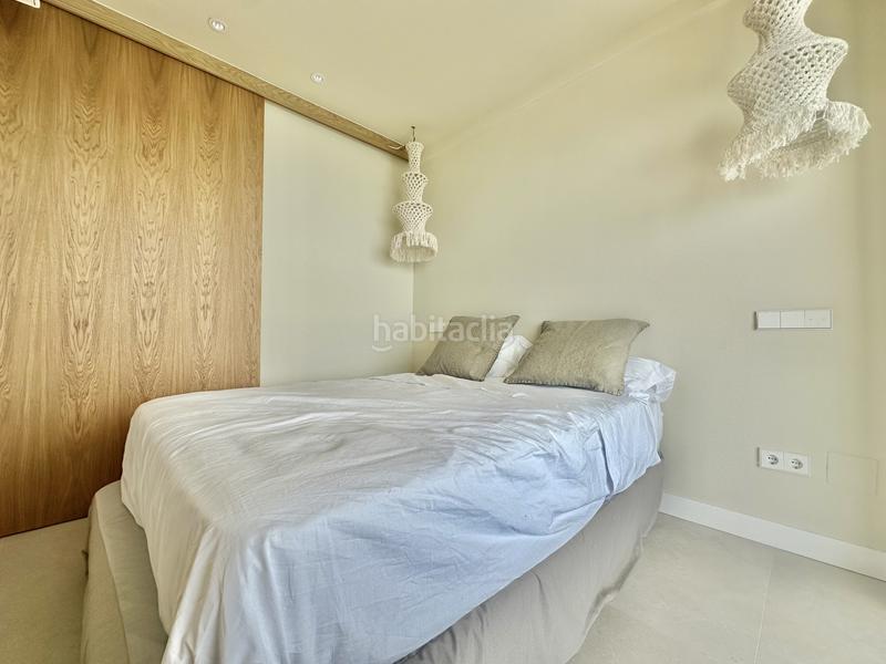 Foto d2199326-d5ae-4c35-ac34-0592268a3c39. Apartamento  totalmente renovado frente a la playa con impresionantes vistas al mar centro en Marbella