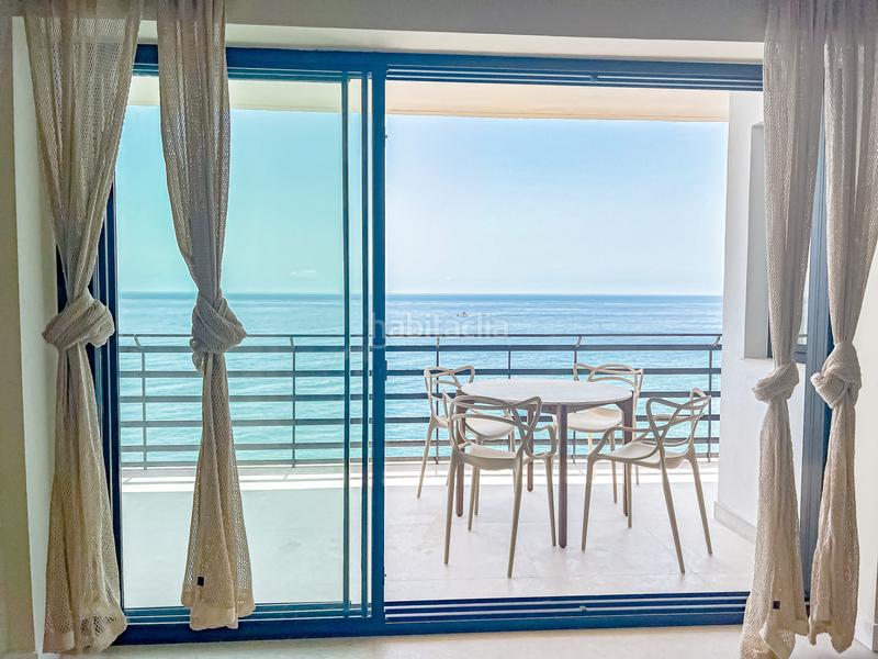 Foto f9887b87-9cfd-47cb-a8f6-c94b71ef0c8b. Apartamento  totalmente renovado frente a la playa con impresionantes vistas al mar centro en Marbella