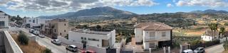 Casa a Coín. Villa de nueva construcción con vistas potenciales de alquiler y