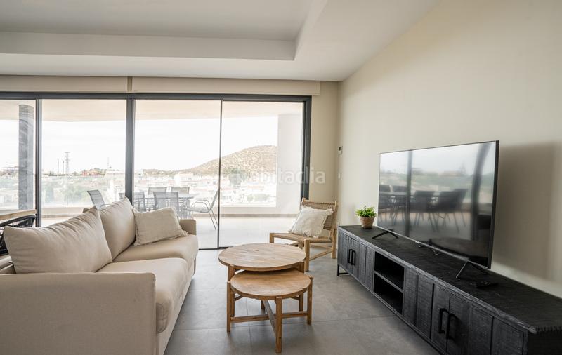Foto ab5806d1-e1a0-4419-b276-f1ea1f6dce25. Location appartement avec parking piscine dans Castillo Sohail - Myramar Fuengirola