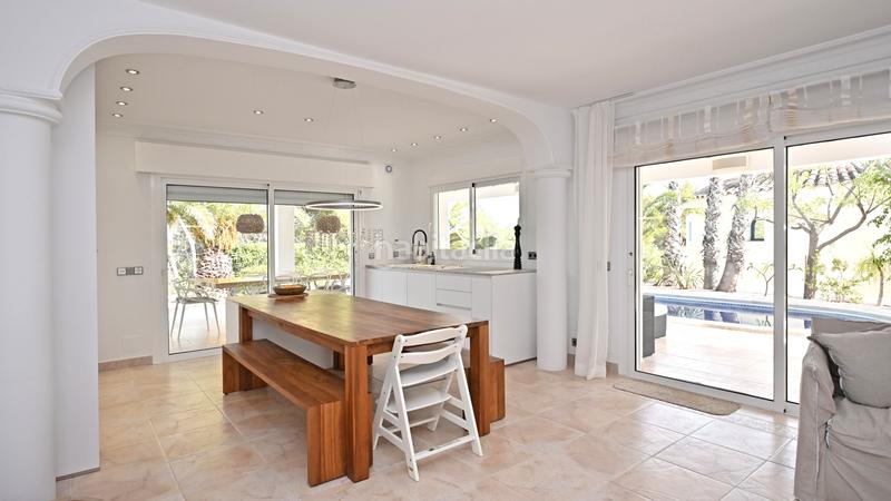 Foto 51dde8ec-e5bc-43dc-b917-a0733ae4f502. Xalet amb aparcament piscina a Sant Carles Santa Eulària