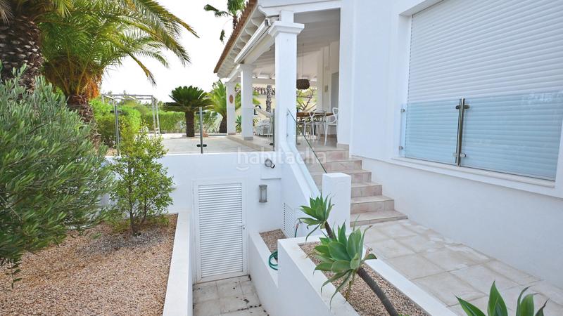 Foto 55853821-75da-4d92-8a65-3e1a45ebb681. Xalet amb aparcament piscina a Sant Carles Santa Eulària