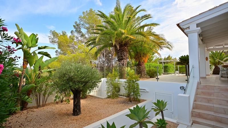 Foto a5d15472-5c05-4910-a571-52e43cd347d5. Xalet amb aparcament piscina a Sant Carles Santa Eulària